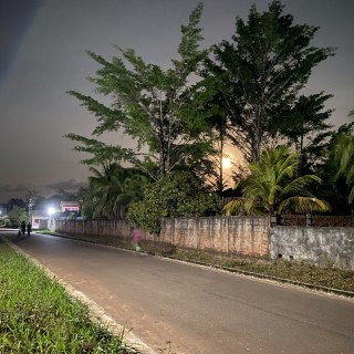 Rua de Casa tem uma Lua